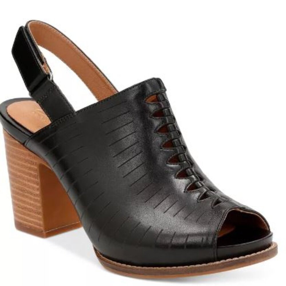 NEW Clarks  Briatta Key sandals _ Size 8M Black